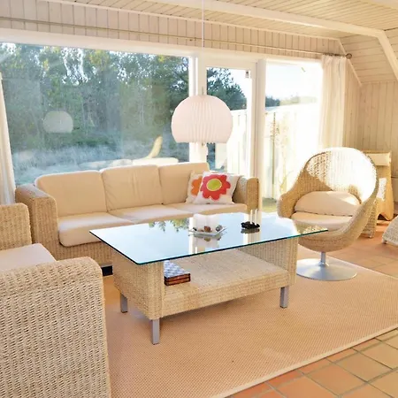 Feriehus Three Bedroom Holiday In Blavand Varde
