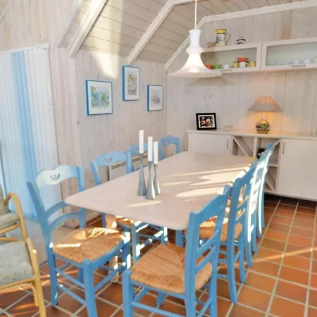Three Bedroom Holiday In Blavand Feriehus *
